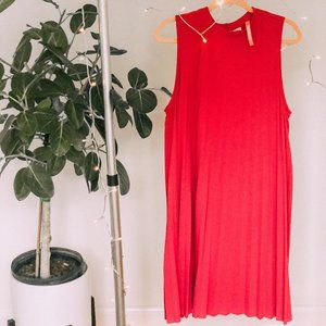 Beautiful Fuschia Pleated Dress || Anthropologie